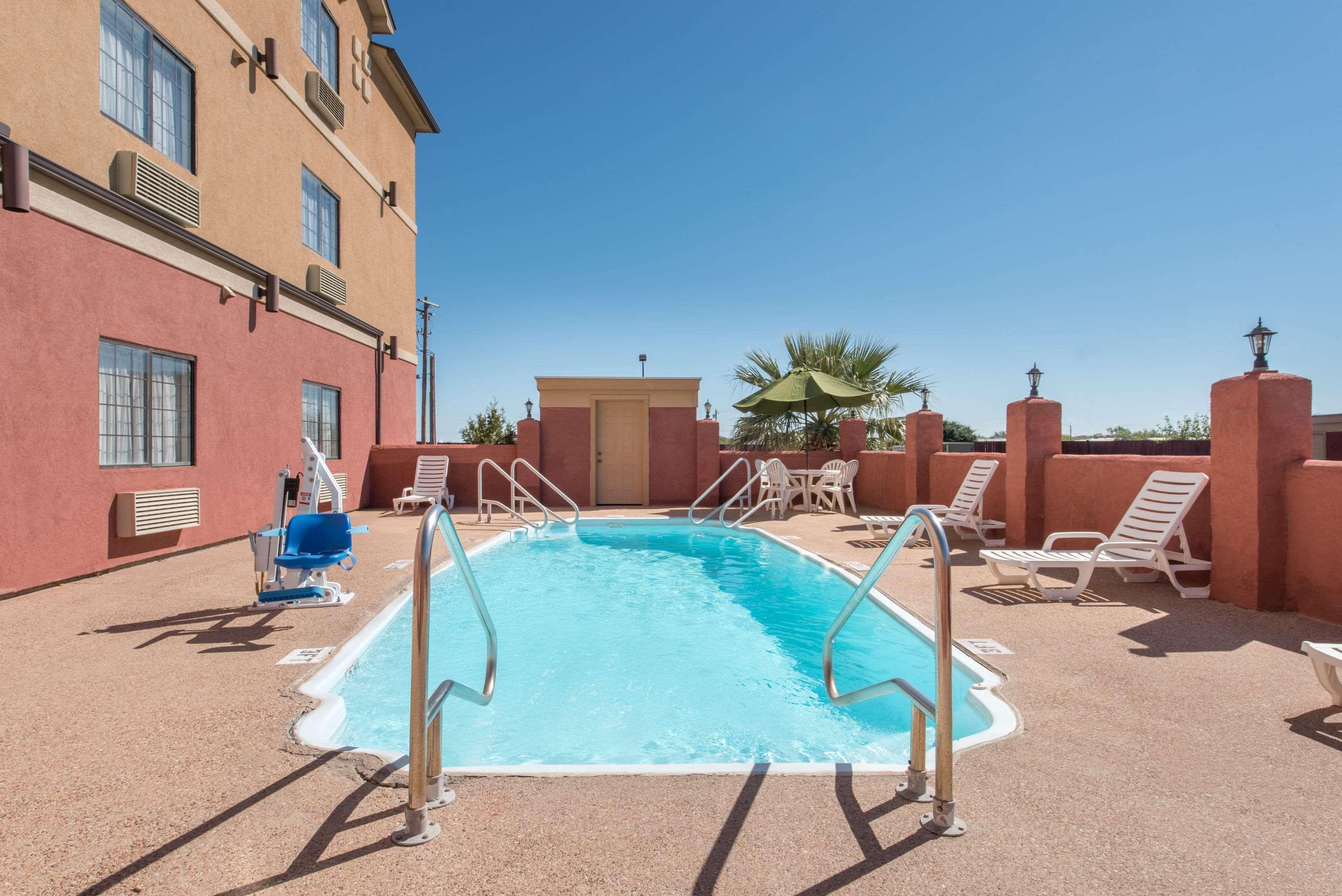 Super 8 By Wyndham Abilene South Hotel Buitenkant foto